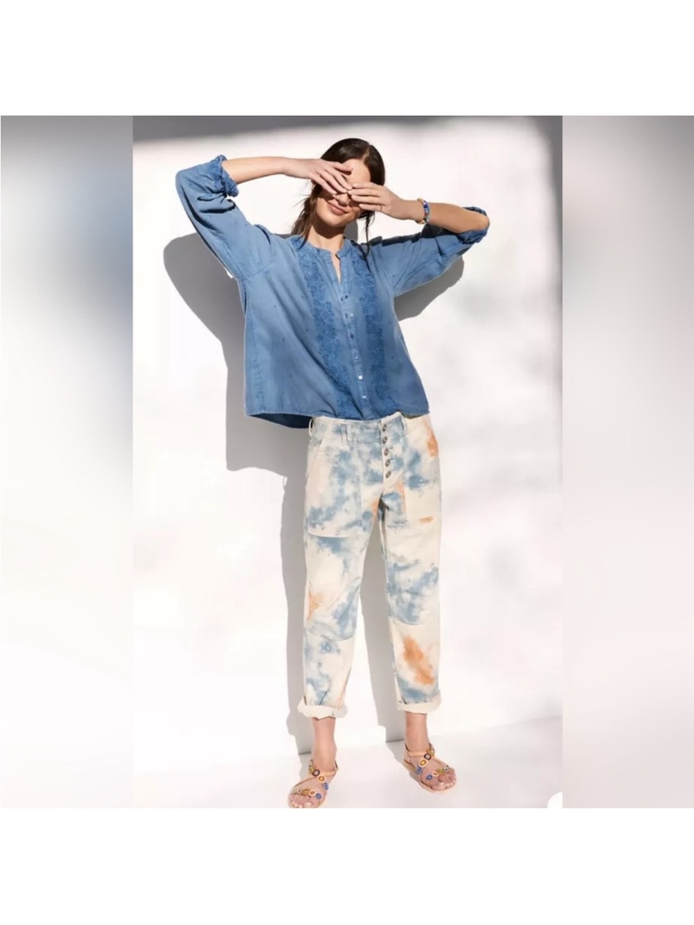 PILCRO ANTHRO The Wanderer Orange Blue Tie Dye Darted Knee Barrel Cropped Pant